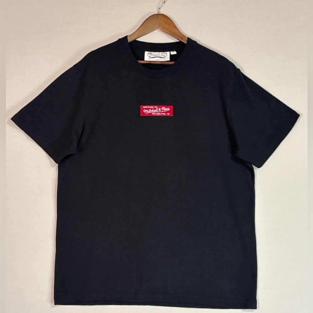 Mitchell & Ness Nostalgia Logo Tee Large Black Red